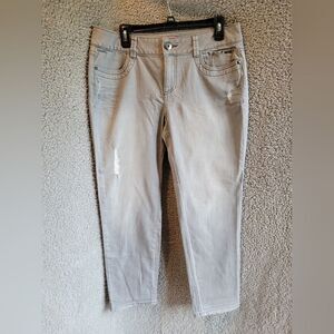 ELLE skinny boyfriend Jeans, rips/distressed size 12, inseam 29 inches